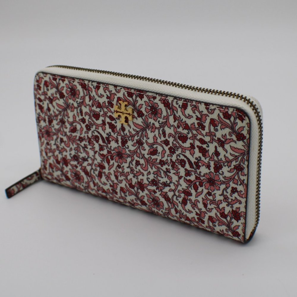 Tory Burch Carter Continental Wallet